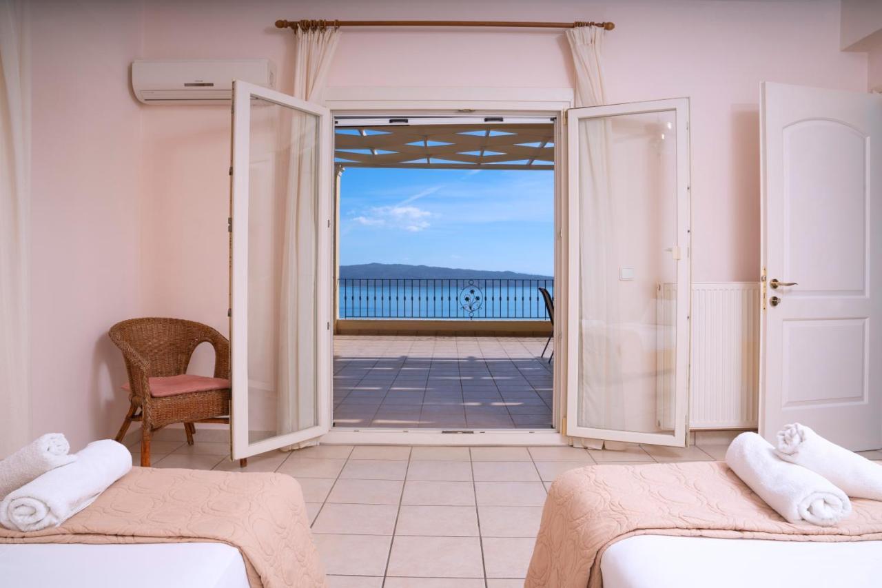 Bellina Villa Agnitsini Luaran gambar